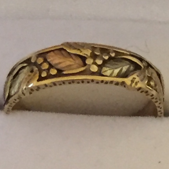 Black Hills Gold Wedding Band - Picture 2 of 5
